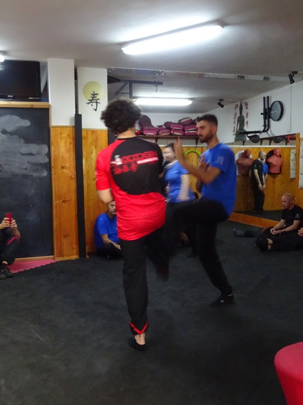 Kung Fu Academy di Sifu Mezzone Arti Marziali e palestra di Sport da Combattimento Wing Chun Weng Chun Tjun Tai Chi Taijiquan Qigong Sanda Difesa Personale (163)